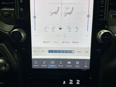 Used 2025 RAM 1500 Laramie image 29