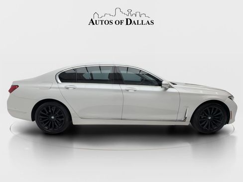 Used 2022 BMW 740i xDrive w/ Premium Package AWD/4WD image 6