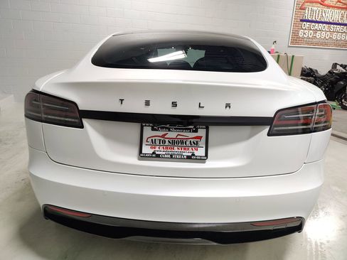 Used 2022 Tesla Model S image 8