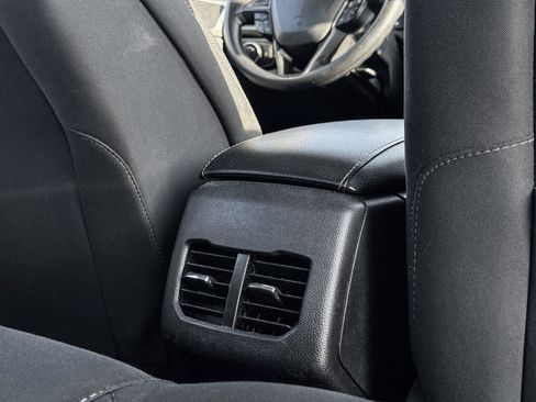 Used 2020 Ford Fusion SE FWD image 22
