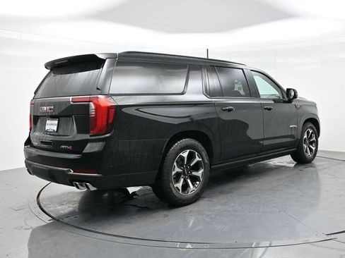 Used 2025 GMC Yukon XL AT4 Ultimate w/ LPO, Floor Liner Package image 7