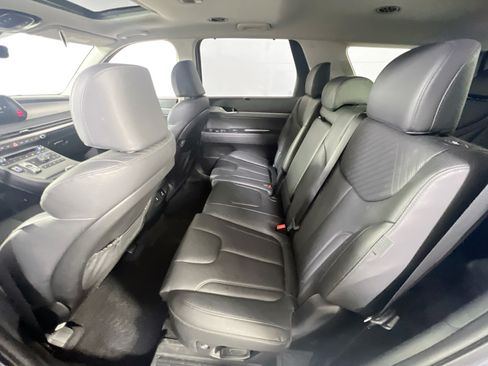 Used 2023 Hyundai Palisade SEL AWD/4WD image 25