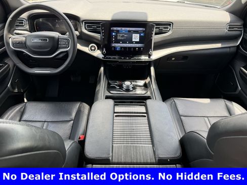 Used 2024 Jeep Wagoneer L Series II w/ Flexible Seating Group AWD/4WD image 10
