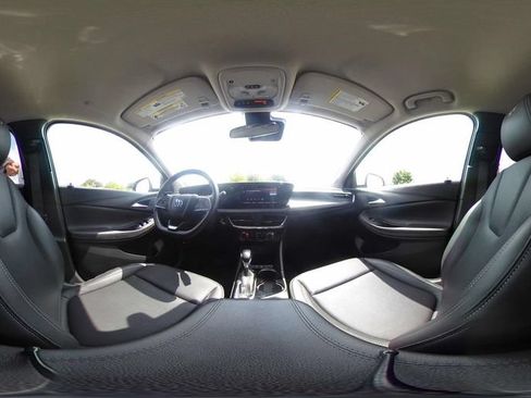 Used 2024 Buick Encore GX Sport Touring FWD image 13