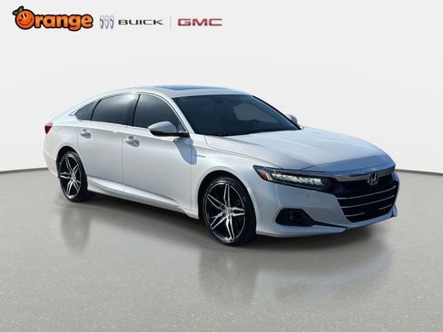 Used 2022 Honda Accord Touring image 1