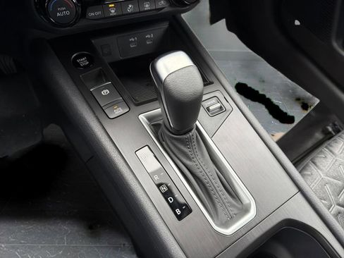 New 2026 Nissan Kicks SV image 20