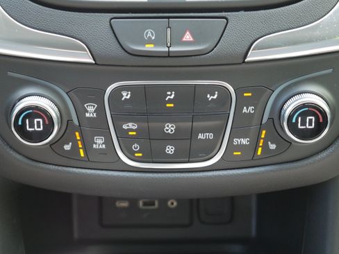 Certified 2024 Chevrolet Equinox LT AWD/4WD image 20