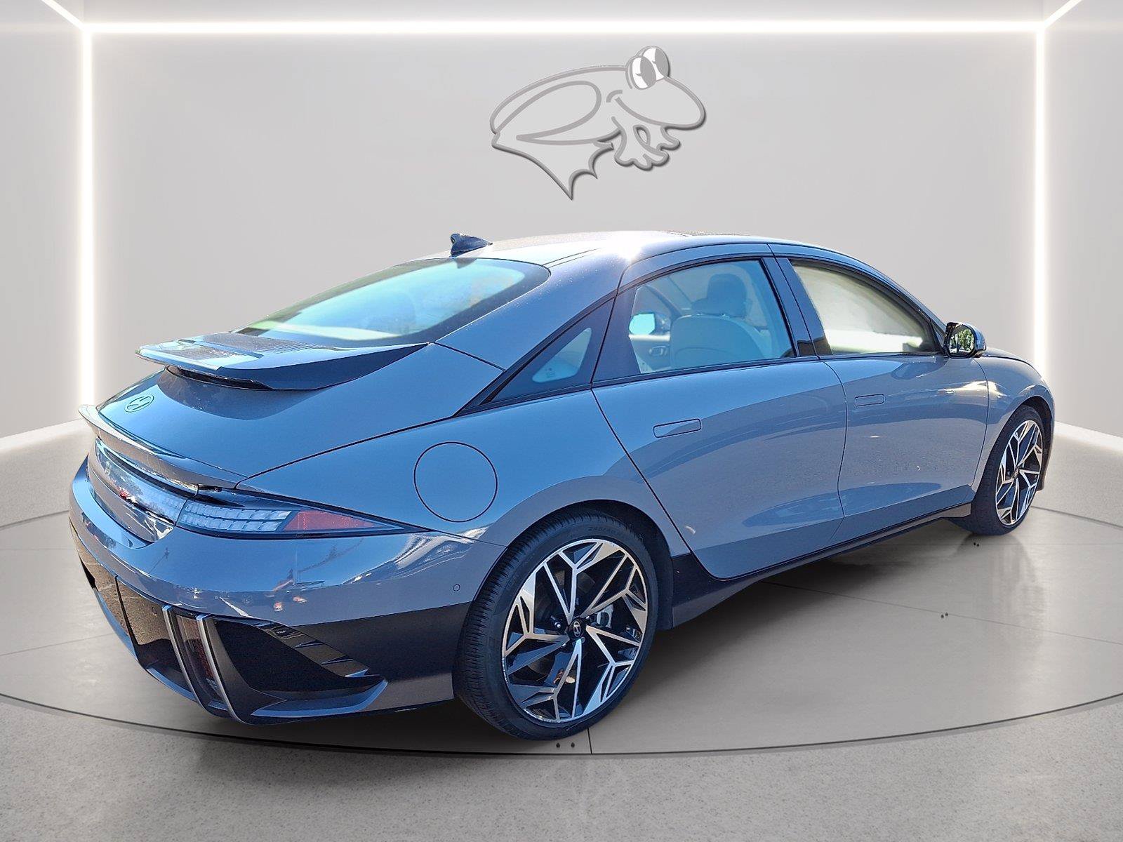Used 2023 Hyundai Ioniq 6 Limited RWD image 5