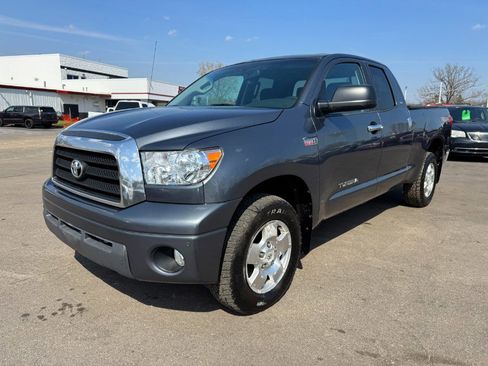 Used 2007 Toyota Tundra SR5 AWD/4WD image 1