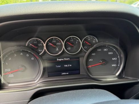 Used 2021 Chevrolet Silverado 1500 LT Trail Boss w/ LT Trail Boss Premium Package AWD/4WD image 9