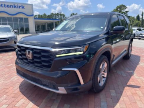 Certified 2024 Honda Pilot EX-L image 1