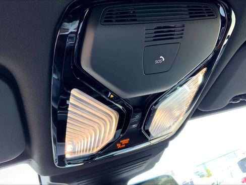New 2026 BMW X6 M60i AWD/4WD image 17