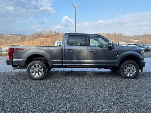 Used 2022 Ford F250 Platinum w/ FX4 Off-Road Package image 7