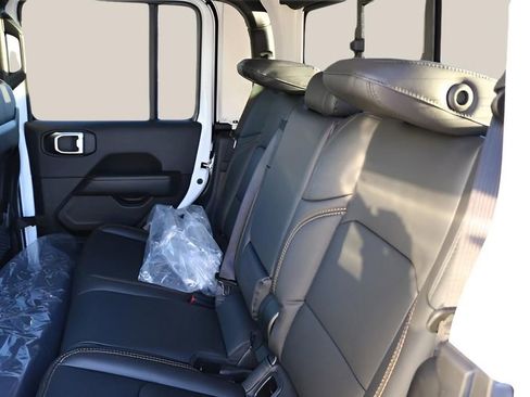 New 2026 Jeep Gladiator Sport image 14