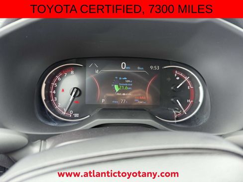 Certified 2025 Toyota RAV4 LE AWD/4WD image 8