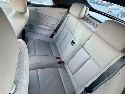 Used 2012 BMW 128i Convertible image 23