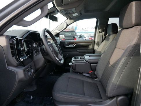 Used 2024 Chevrolet Silverado 1500 LT Trail Boss w/ Protection Package AWD/4WD image 10