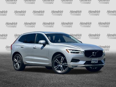 Used 2018 Volvo XC60 T6 Momentum w/ Convenience Package AWD/4WD image 2