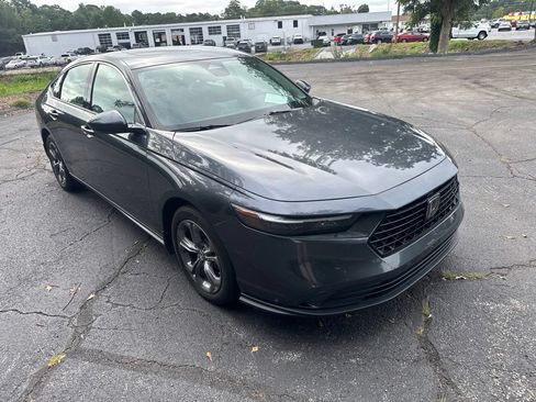 Used 2024 Honda Accord EX image 10