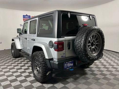 Used 2023 Jeep Wrangler Unlimited Sahara image 5