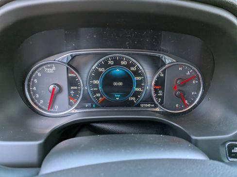 Used 2017 GMC Acadia Denali w/ Technology Package FWD image 30