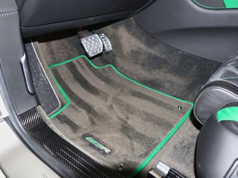 Used 2015 Bentley Continental GT3-R image 22