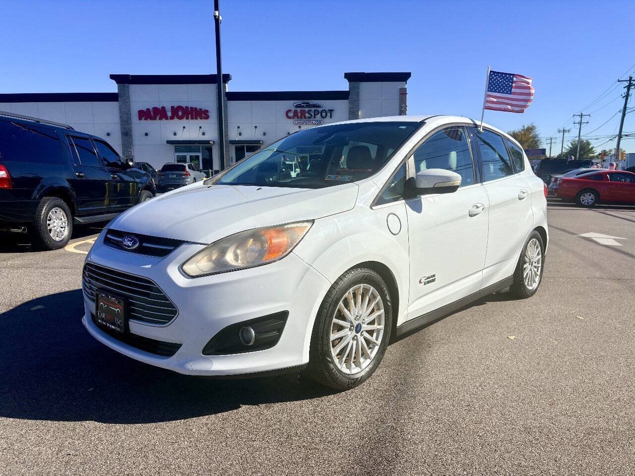 Used 2014 Ford C-MAX Energi SEL FWD image 2