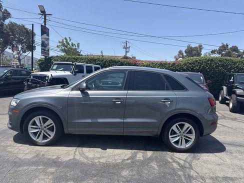 Used 2017 Audi Q3 2.0T Premium w/ Convenience Package FWD image 4