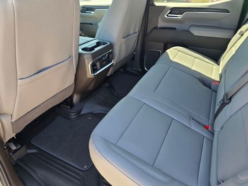 New 2026 GMC Sierra 1500 SLT image 10