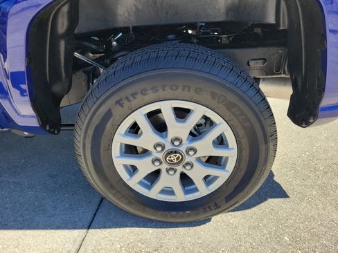 Used 2025 Toyota Tacoma SR5 image 29