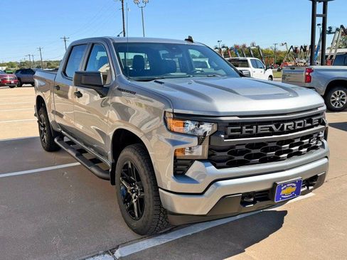 New 2026 Chevrolet Silverado 1500 Custom w/ Turbomax Blackout Package image 7