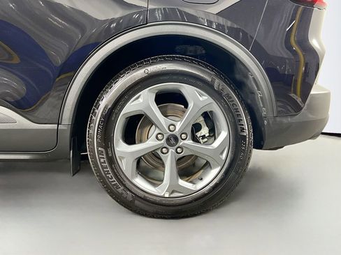 Used 2025 Ford Escape ST-Line image 28