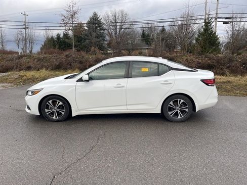 Used 2022 Nissan Sentra SV image 14
