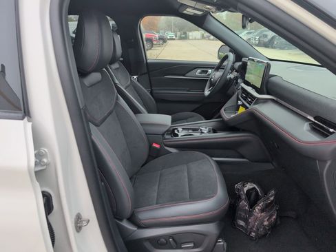 New 2026 Ford Explorer ST image 14