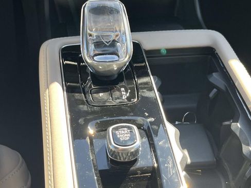 New 2026 Volvo XC90 B6 Plus w/ Protection Package Premier image 29