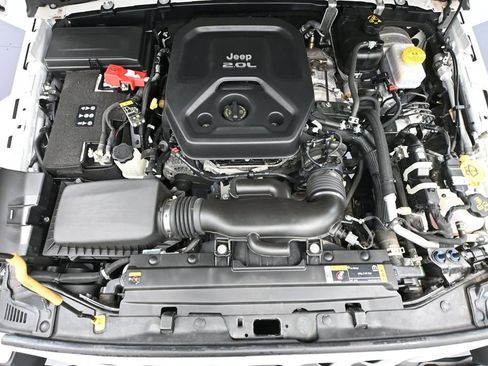 Used 2021 Jeep Wrangler Unlimited Sahara AWD/4WD image 48