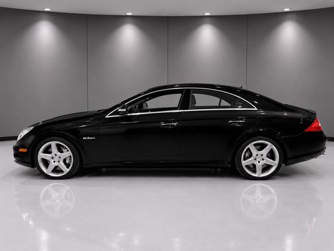 Used 2008 Mercedes-Benz CLS 63 AMG image 7