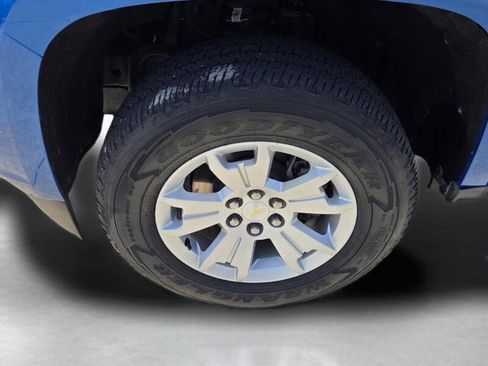 Used 2021 Chevrolet Colorado LT w/ LT Convenience Package RWD image 9