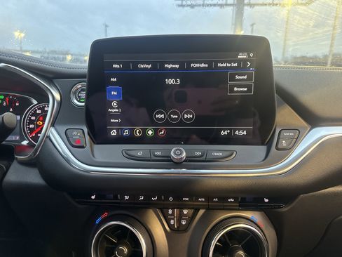 Used 2023 Chevrolet Blazer LT w/ Convenience Package image 16