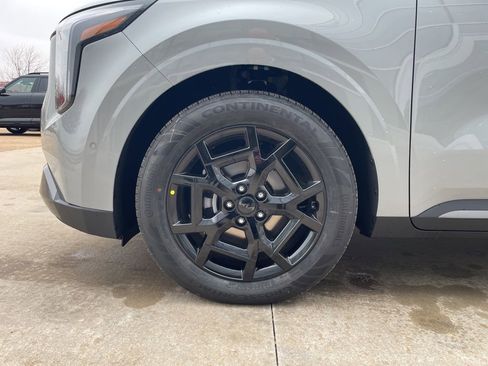 New 2026 Kia Carnival SX image 17