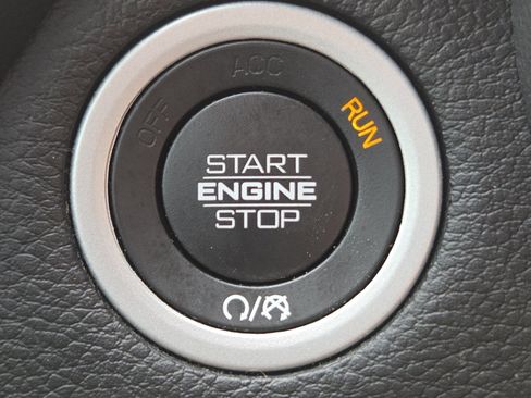 Used 2020 RAM 1500 Big Horn AWD/4WD image 35