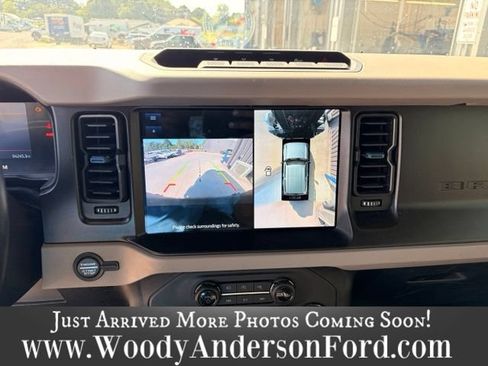 Used 2021 Ford Bronco Wildtrak AWD/4WD image 12
