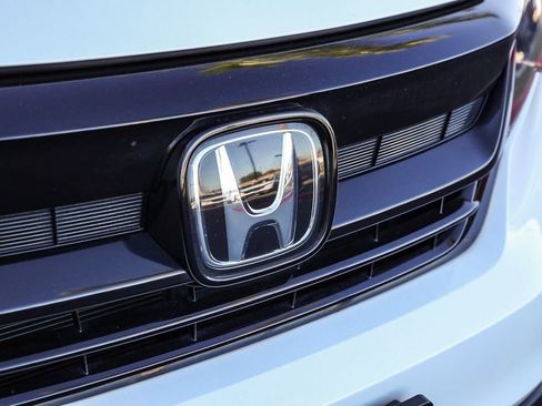 Certified 2022 Honda Pilot Sport image 3