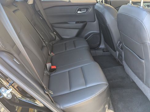 Certified 2023 Nissan Rogue SV w/ SV Premium B Package image 20