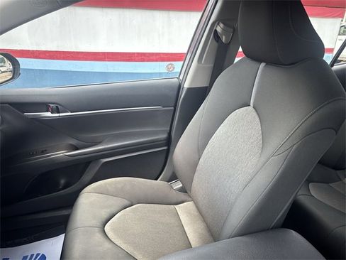 Used 2024 Toyota Camry LE image 23