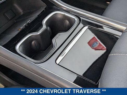 Used 2024 Chevrolet Traverse LT w/ Enhanced Driving Package image 20