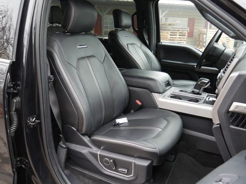 Used 2015 Ford F150 Platinum w/ Equipment Group 701A Luxury image 30