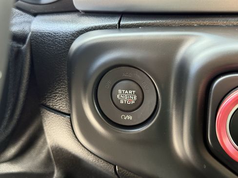 Used 2021 Jeep Wrangler Unlimited Sport AWD/4WD image 25