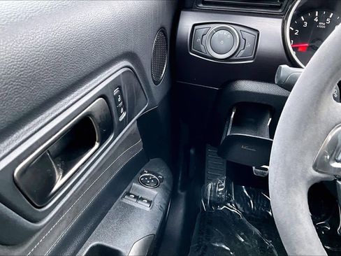 Used 2017 Ford Mustang Shelby GT350 w/ Electronics Package image 33