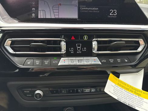 New 2026 BMW Z4 sDrive30i w/ Convenience Package image 18